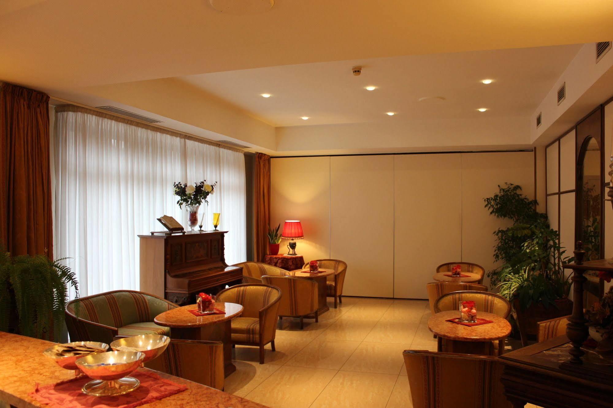 Hotel Michelangelo Σασουόλο Εξωτερικό φωτογραφία